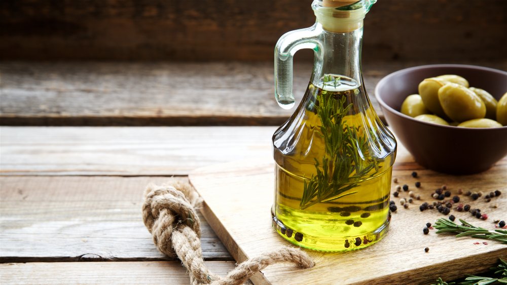 Вы знали что все время неправильно хранили оливковое масло?